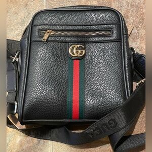 GGee monogram logo crossbody utility bag purse for men or women 💕🔥🔥